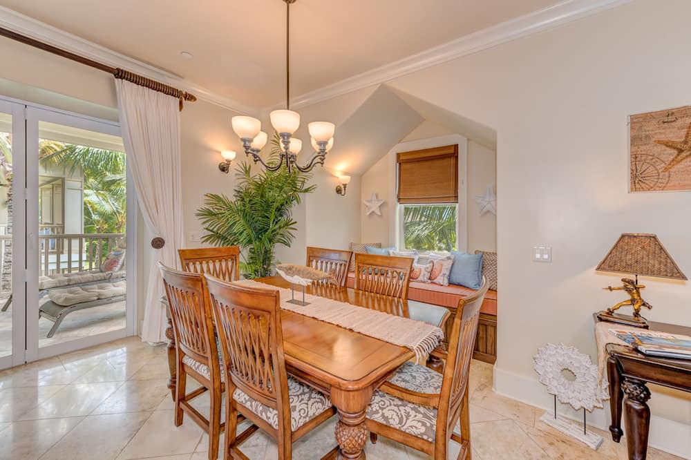 Photo of Kitchen in Poipu