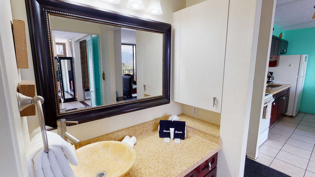 Photo of Bathroom in Waikiki