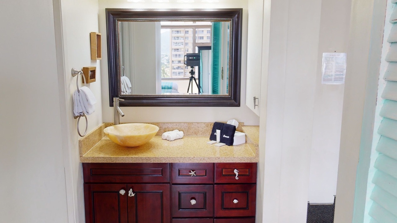 Photo of Bathroom in Waikiki
