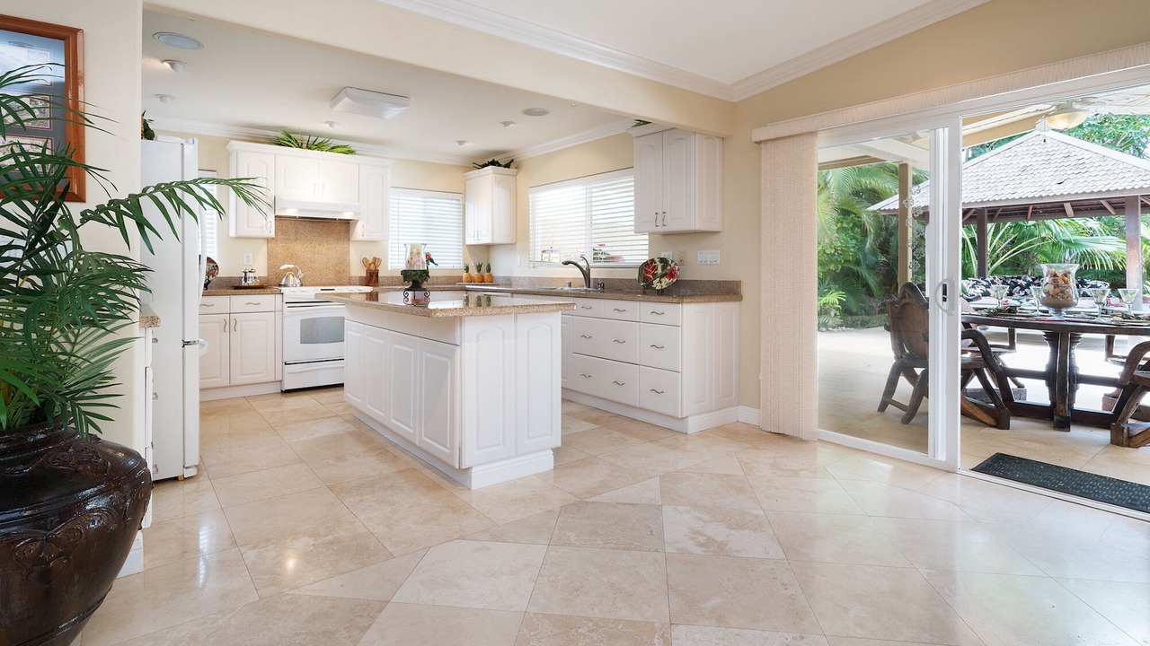 Photo of Kitchen in Kalama Tract