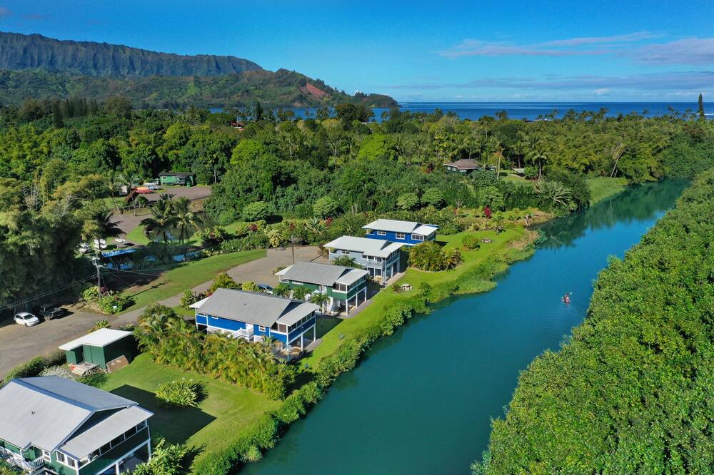Photo of Others in Hanalei