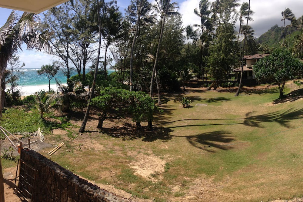 Photo of Others in Laie