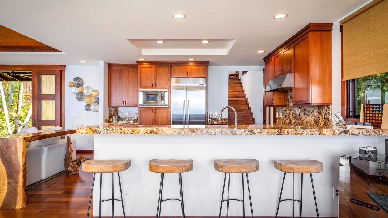 Photo of Kitchen in Kahaluu-Keauhou