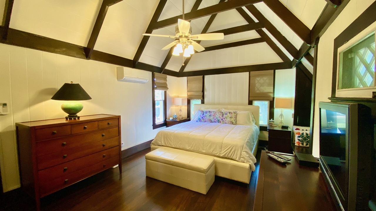 Photo of Bedroom in Kahala