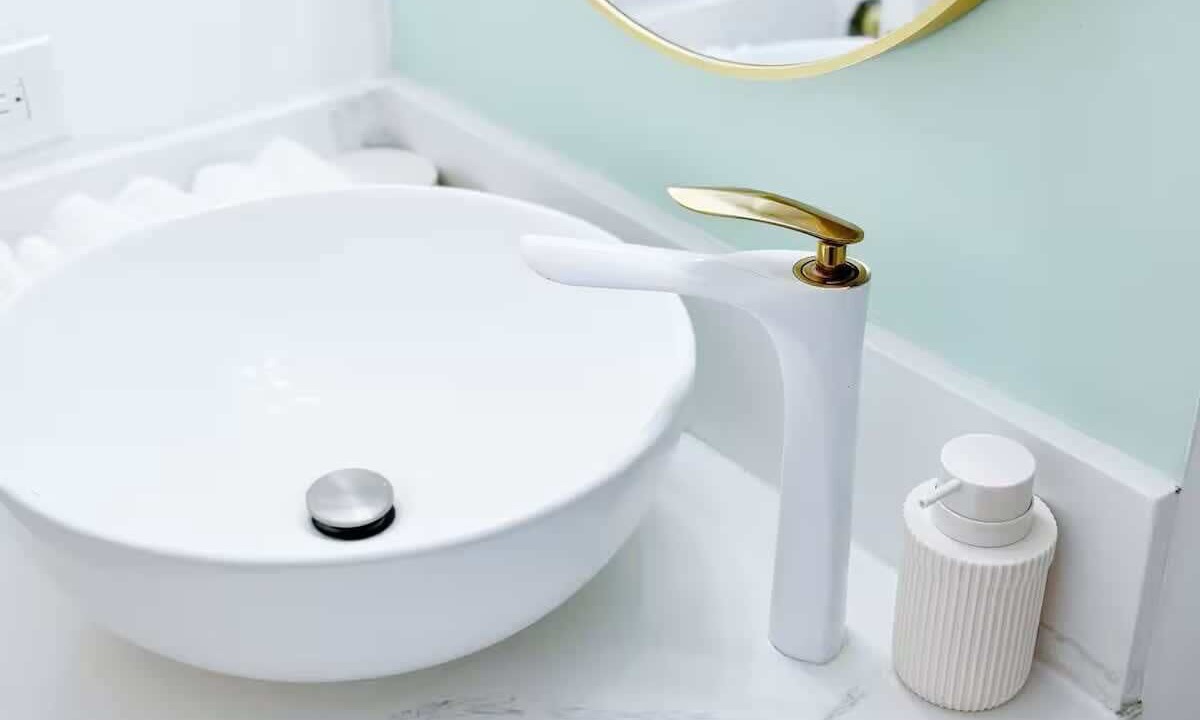Photo of Bathroom in Waikiki