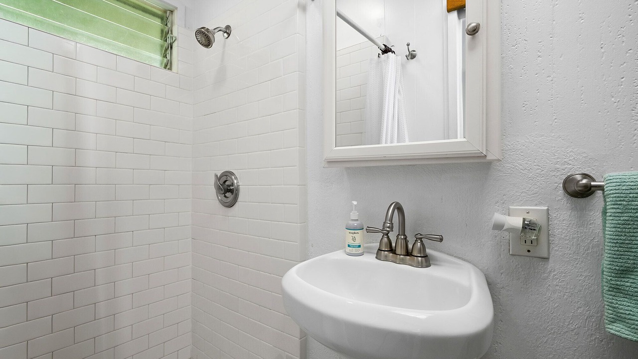 Photo of Bathroom in Wailua
