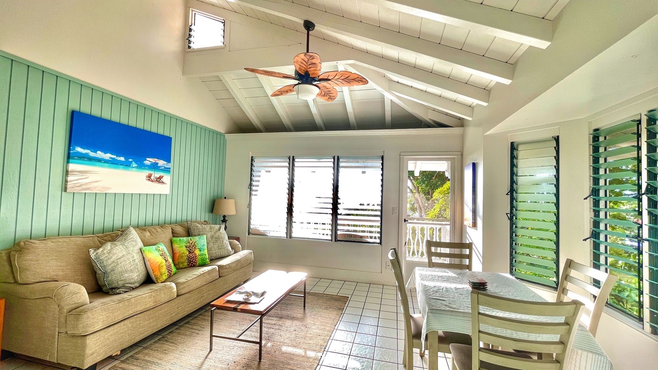 Photo of Bedroom in Kahaluu Bay
