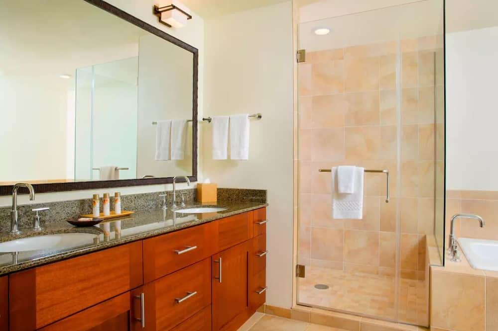Photo of Bathroom in Lihue