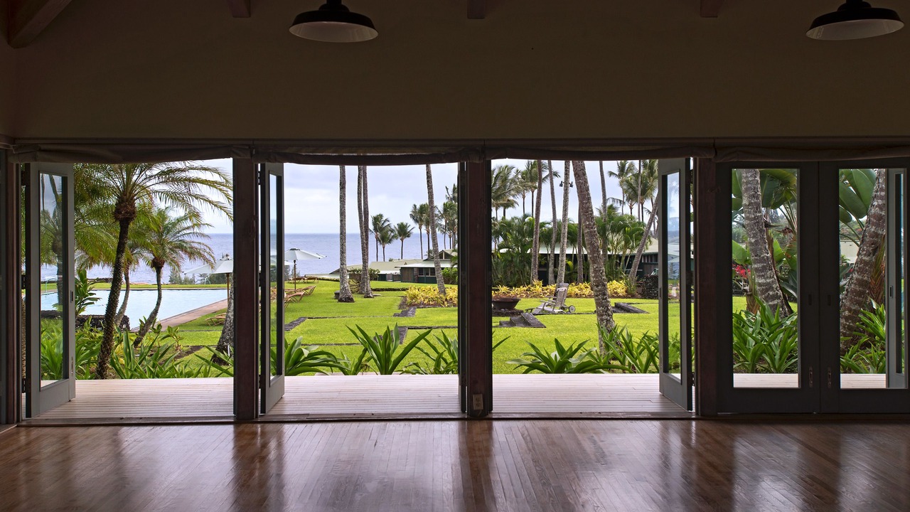 Photo of Others in Hana