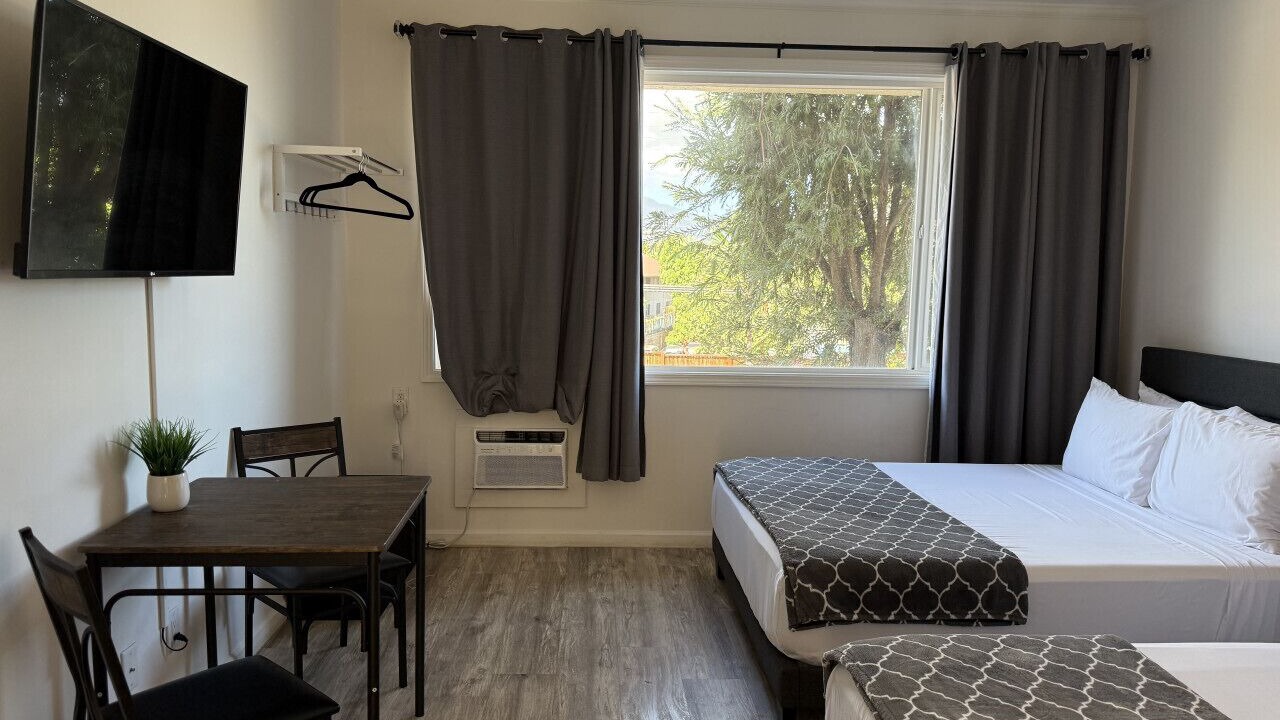 Photo of Bedroom in Wailuku