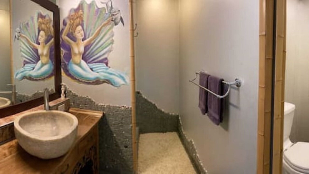 Photo of Bathroom in Huelo