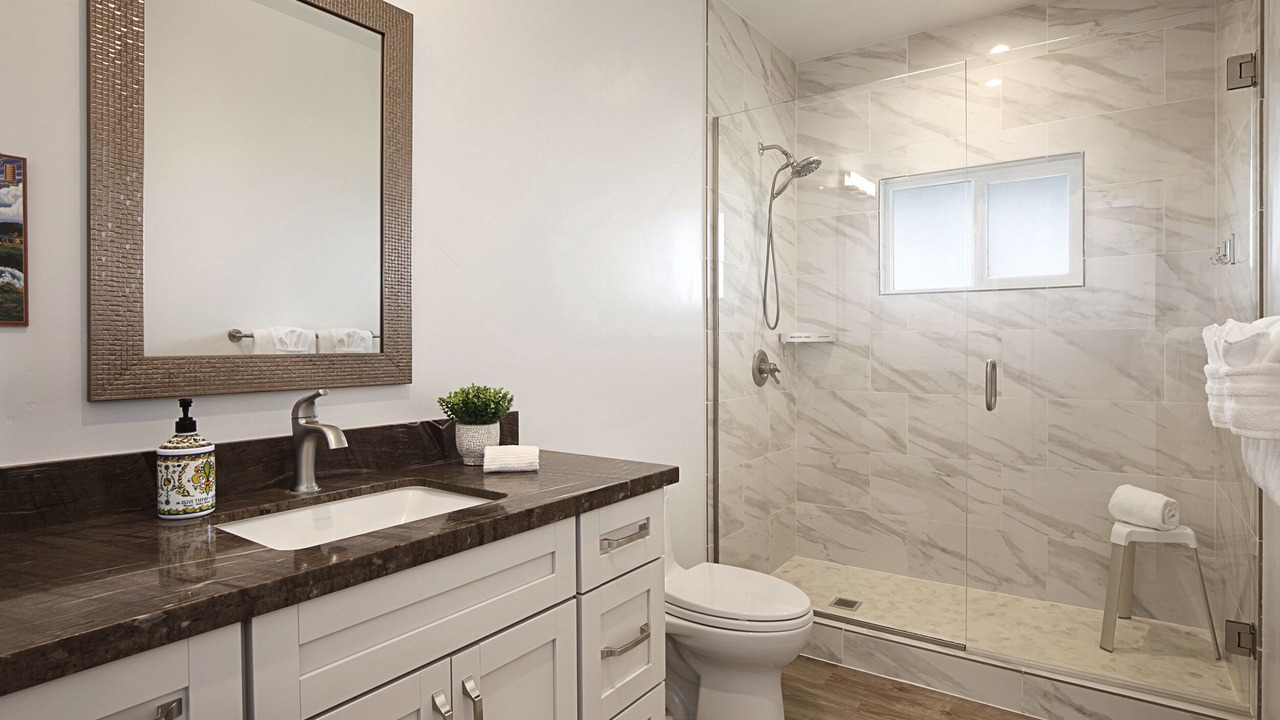 Photo of Bathroom in Poipu