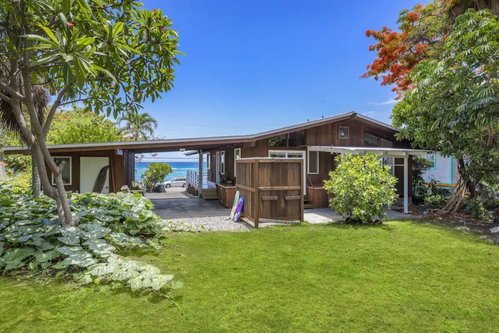 Photo of Outdoor in Kahaluu Bay