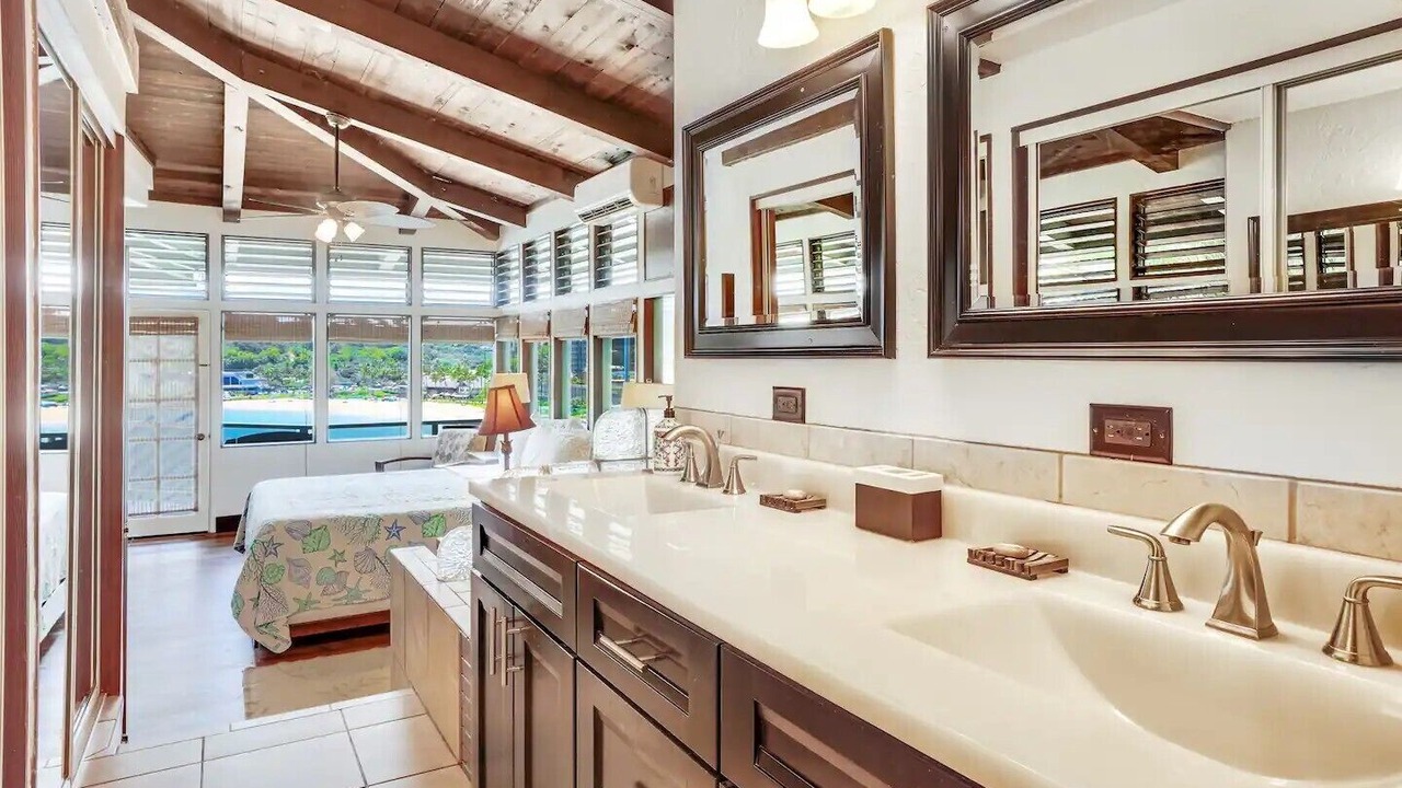 Photo of Bathroom in Lihue