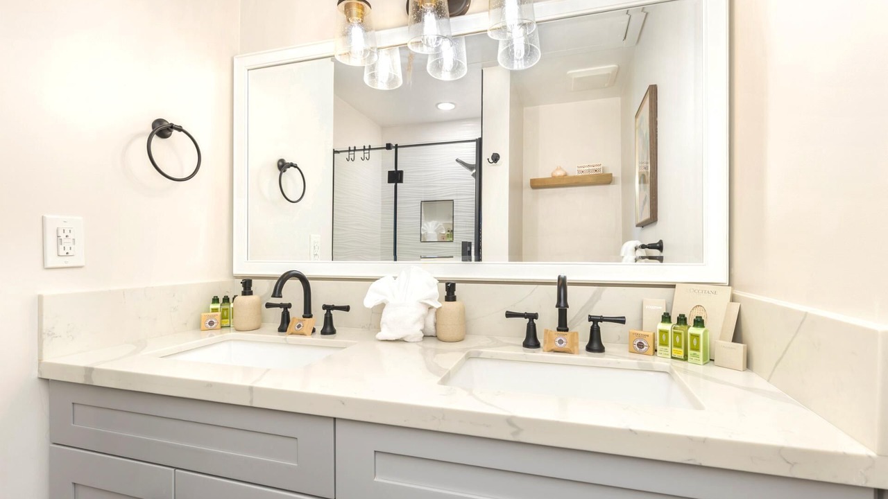 Photo of Bathroom in Kahuku