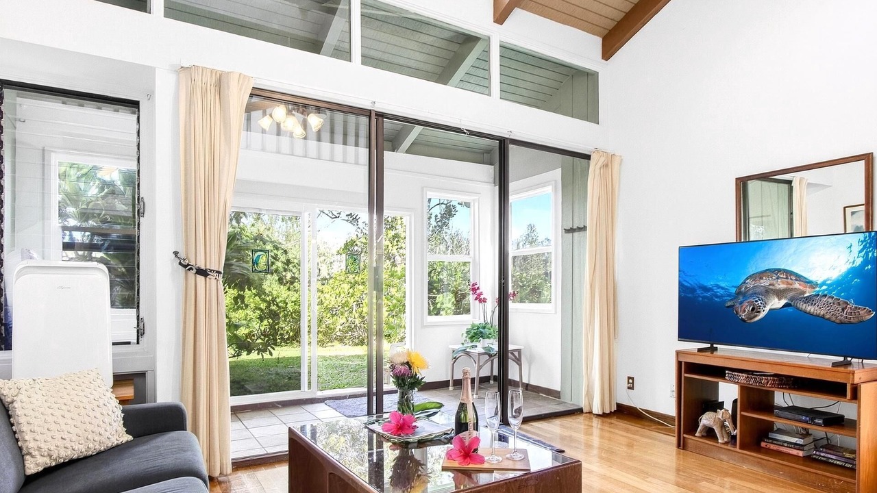 Photo of Livingroom in Kahuku