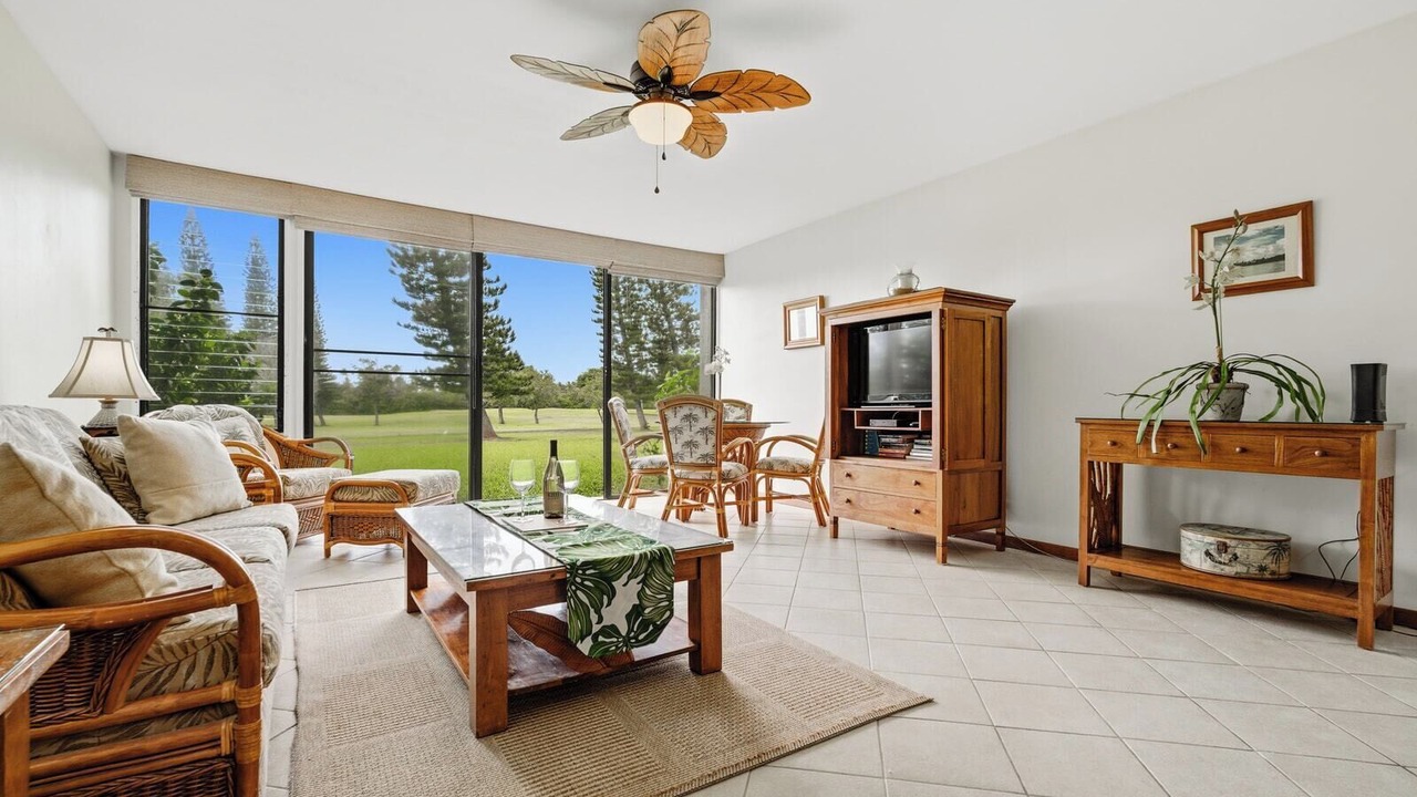 Photo of Livingroom in Kahuku