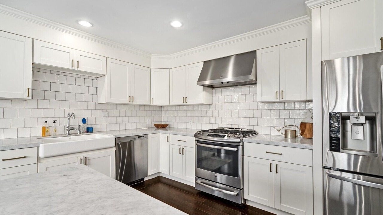 Photo of Kitchen in Manoa
