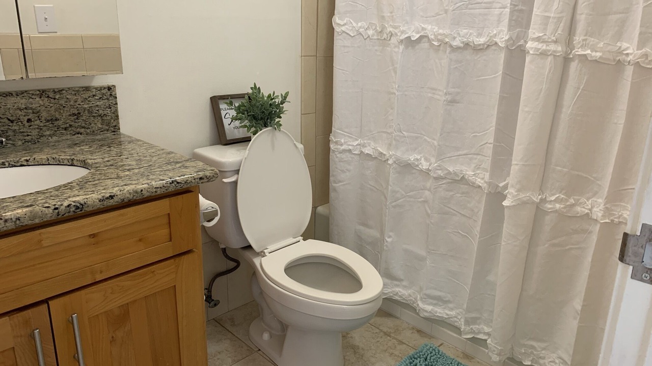 Photo of Bathroom in McCully - Moiliili