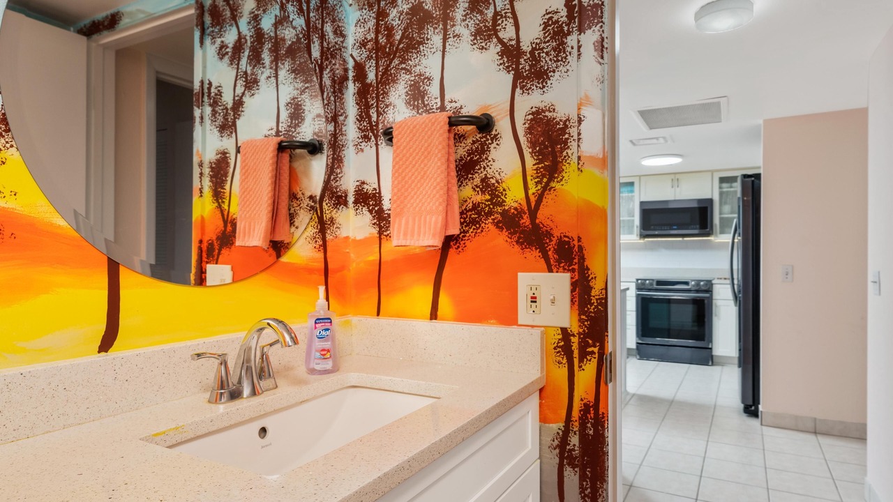 Photo of Bathroom in Kahaluu Bay