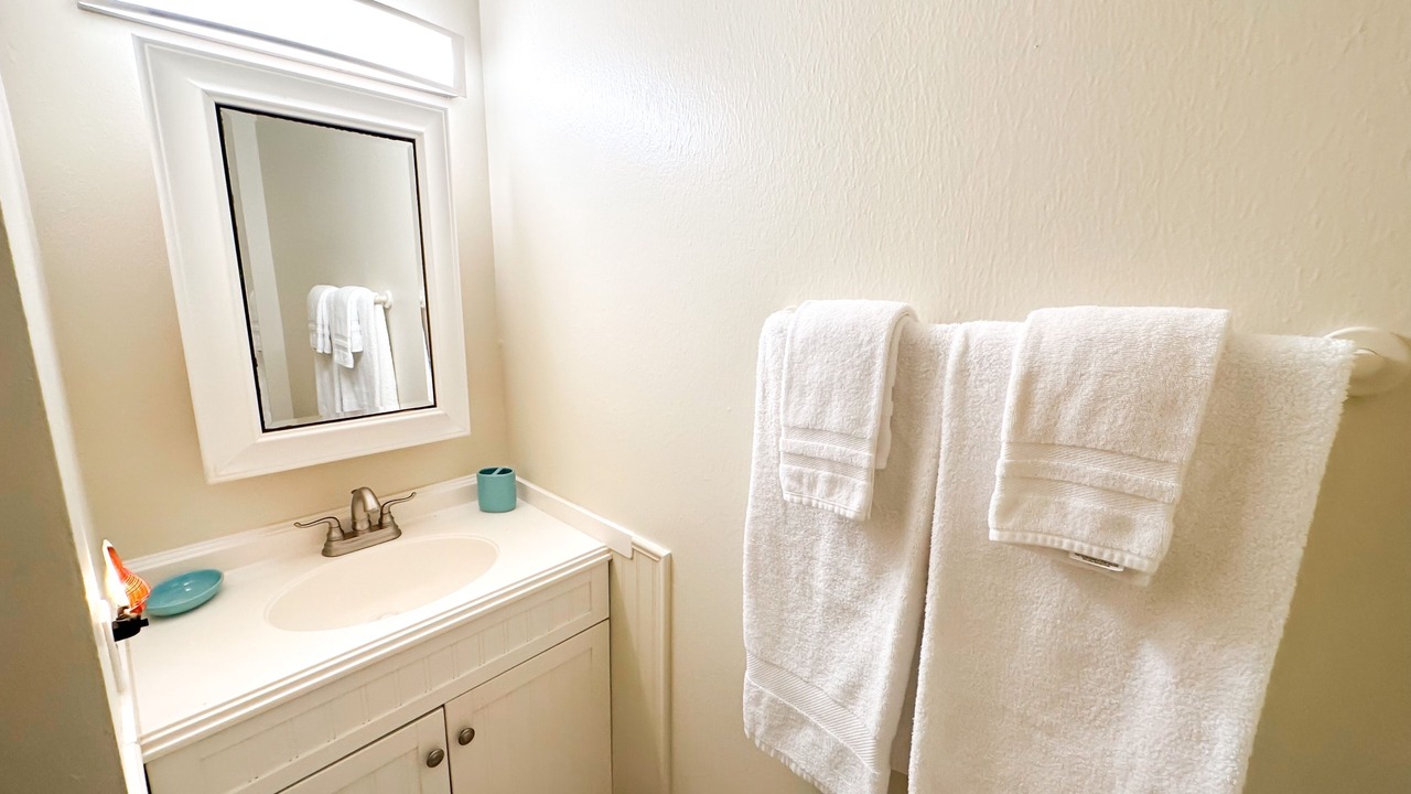 Photo of Bathroom in Kahuku