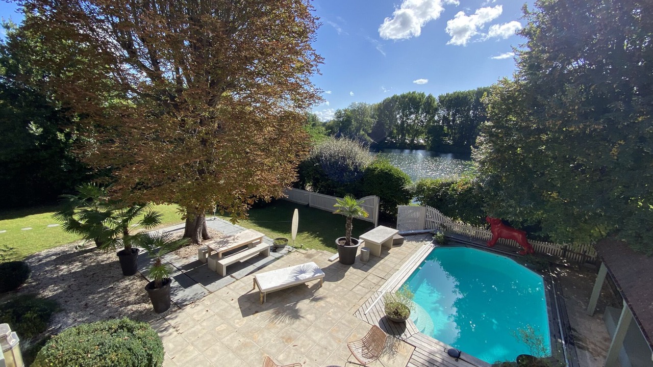 Photo of Outdoor in Carrieres-sur-Seine