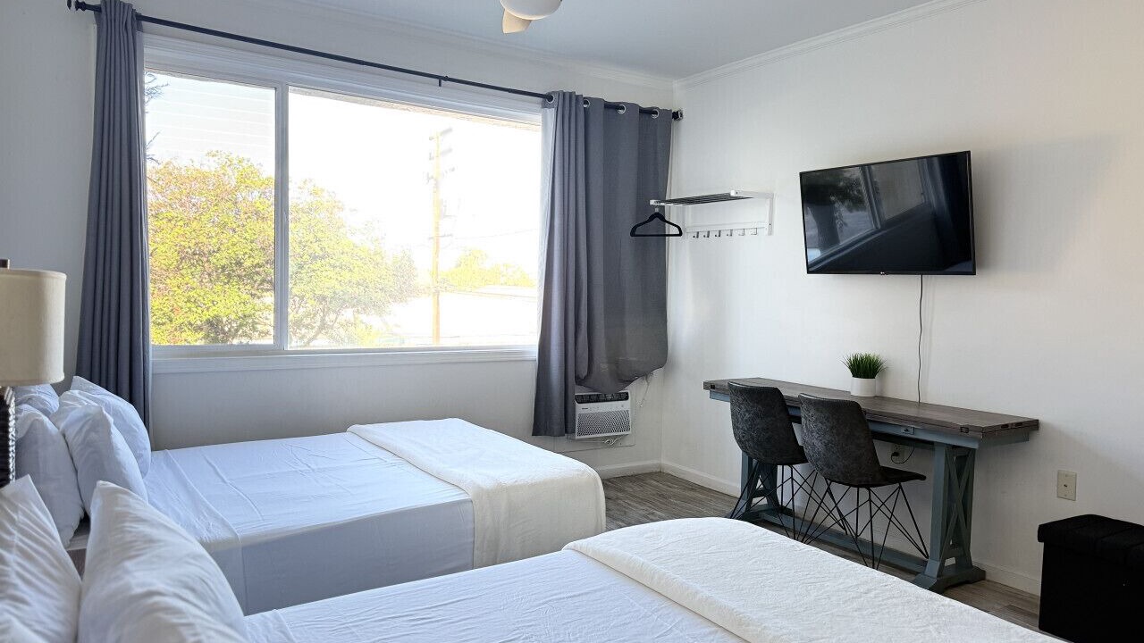 Photo of Bedroom in Wailuku