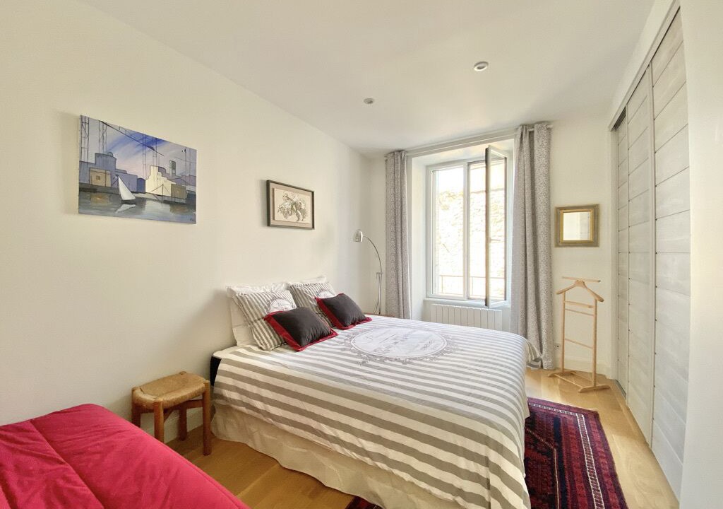 Photo of Bedroom in Quimper