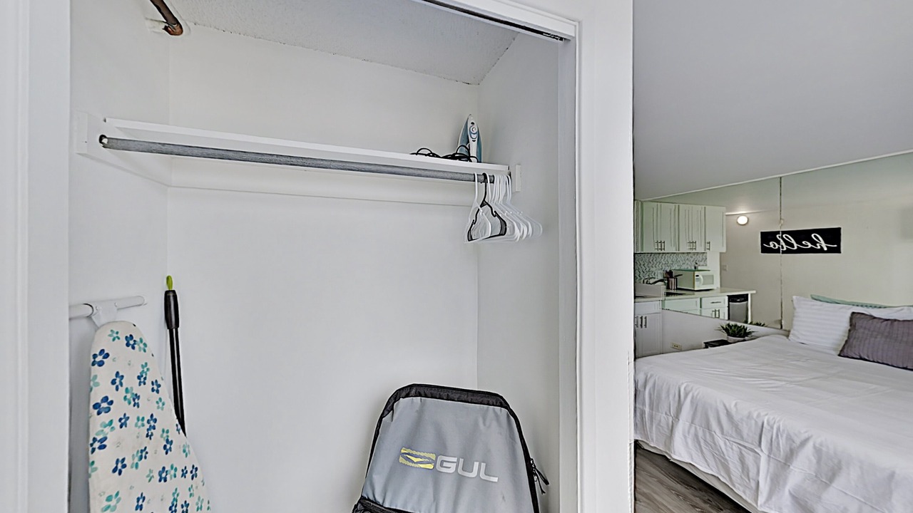 Photo of Bedroom in McCully - Moiliili