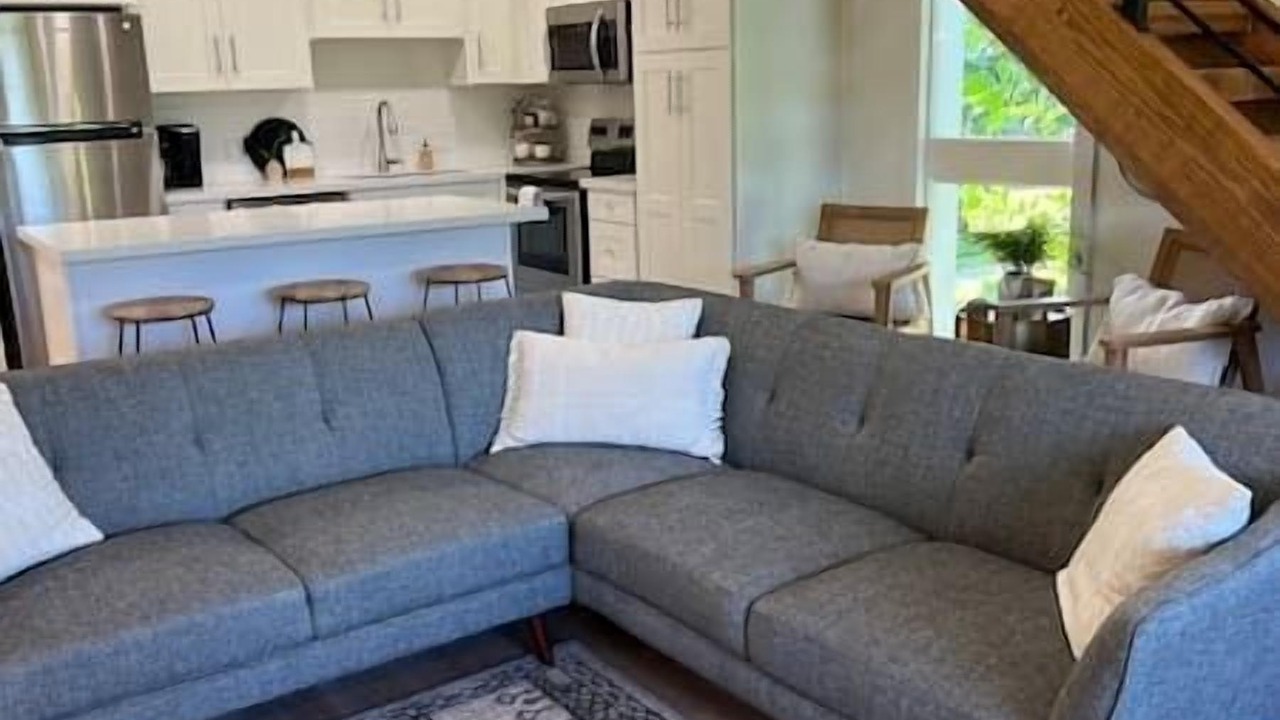 Photo of Livingroom in Kahuku