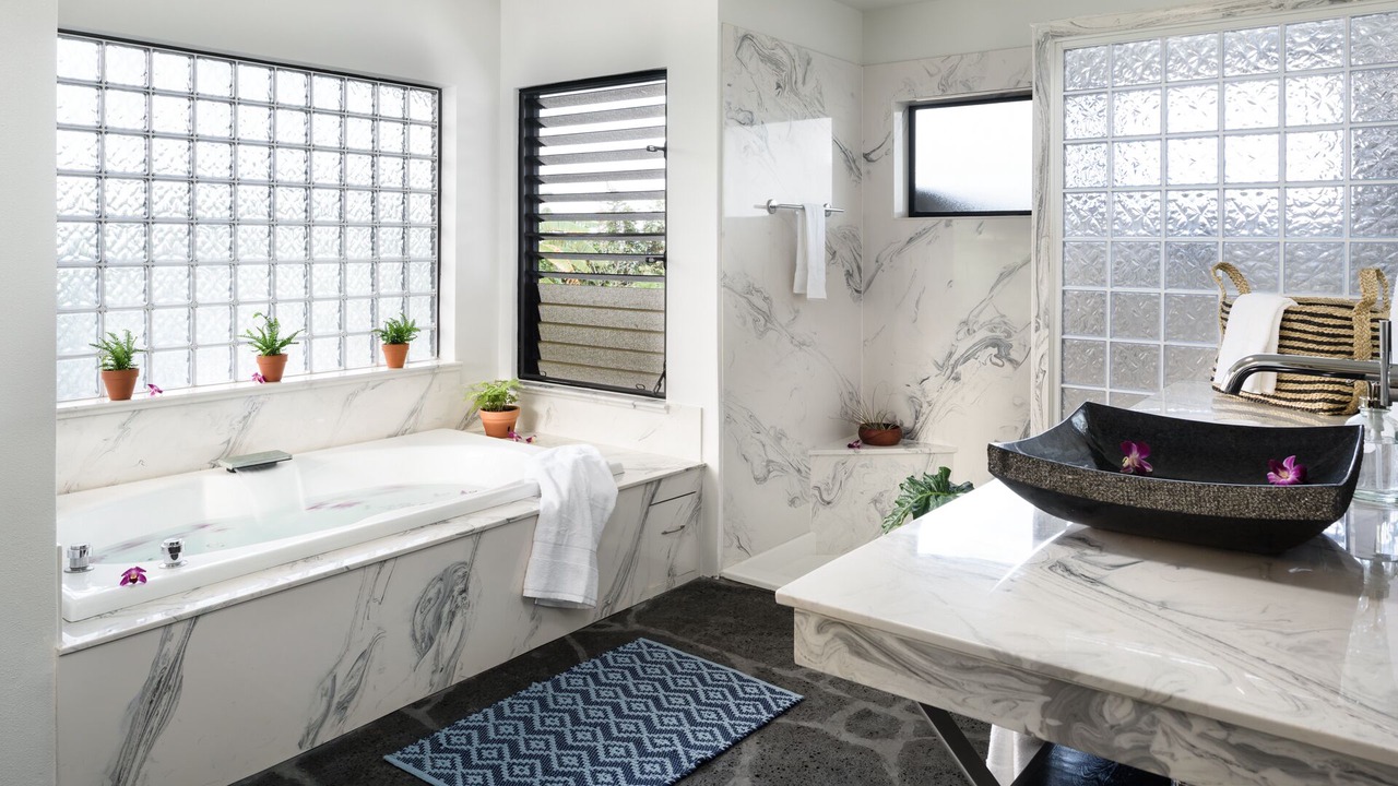 Photo of Bathroom in Historic Kailua Village