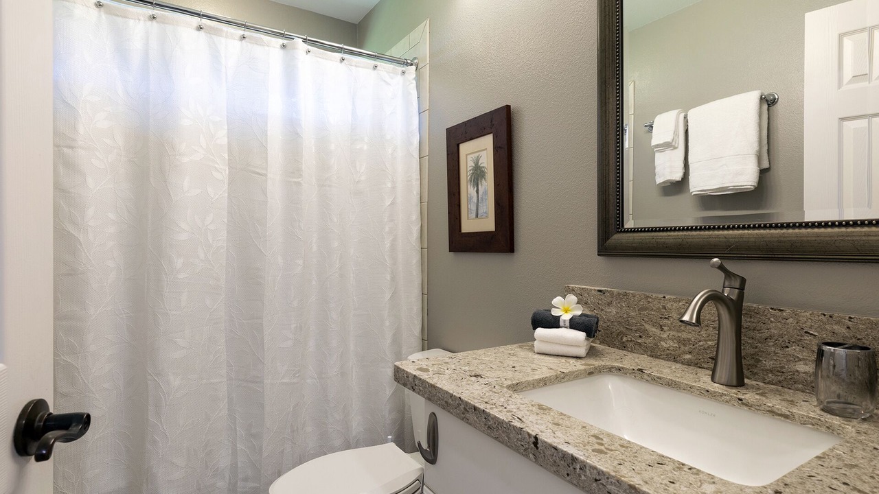 Photo of Bathroom in Waikoloa