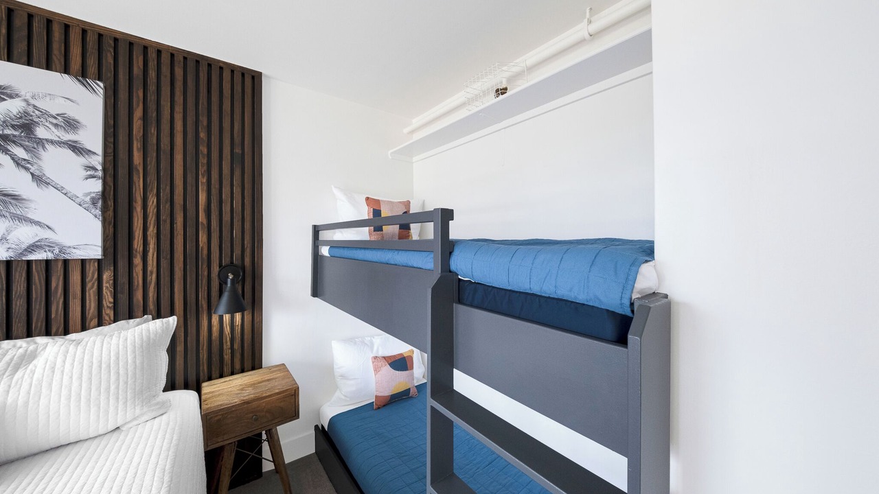 Photo of Bedroom in Waikiki