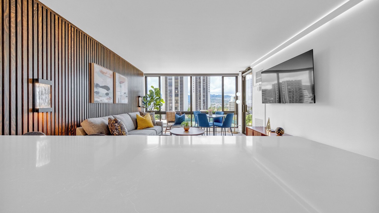 Photo of Livingroom in Waikiki