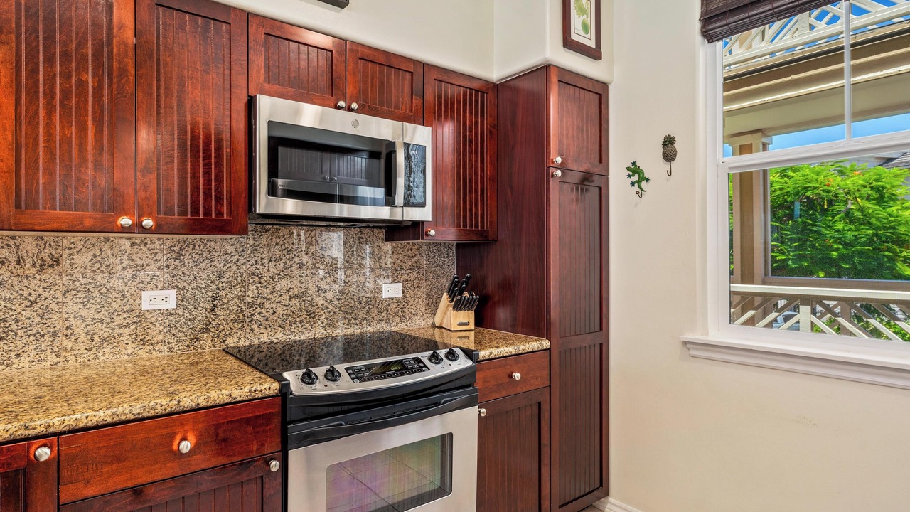 Photo of Kitchen in Waikoloa