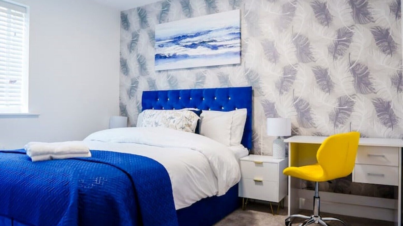 Photo of Bedroom in Leigh