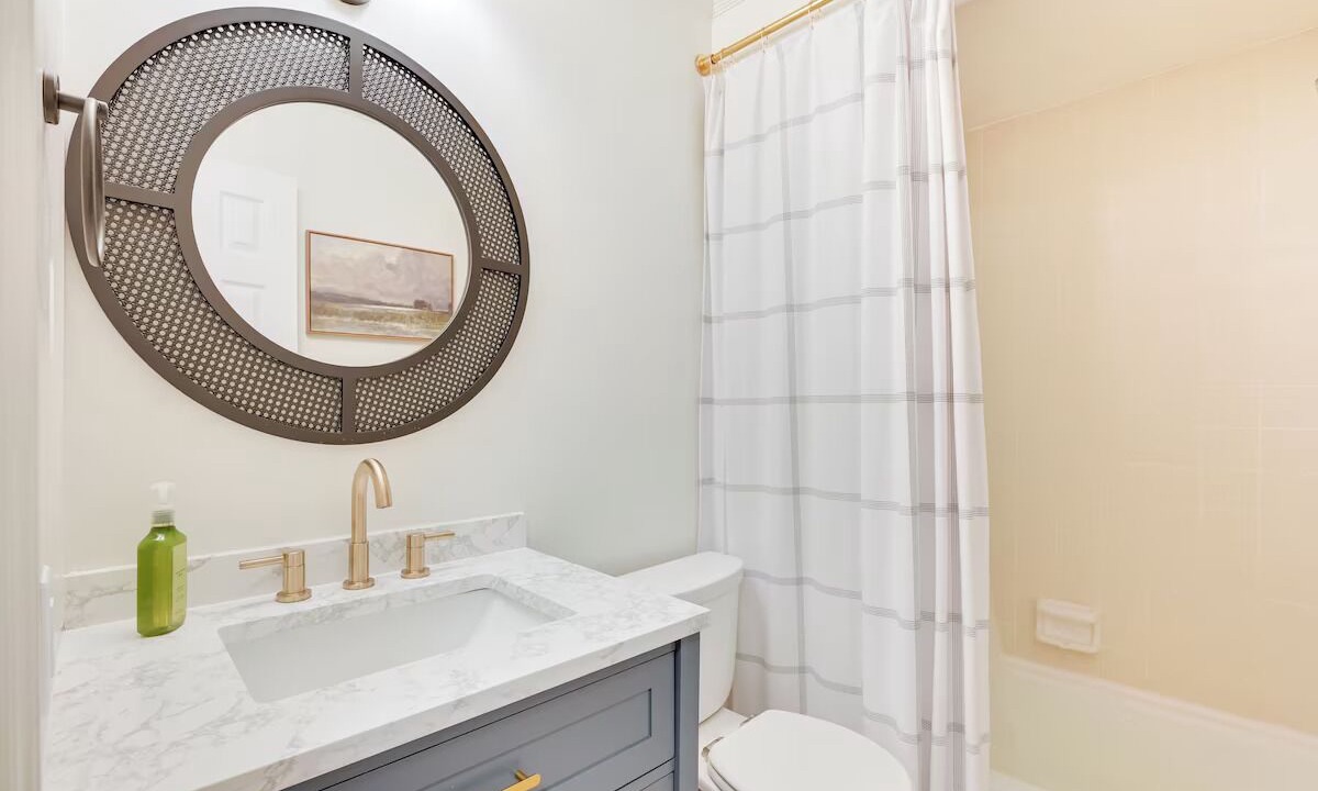 Photo of Bathroom in Laie