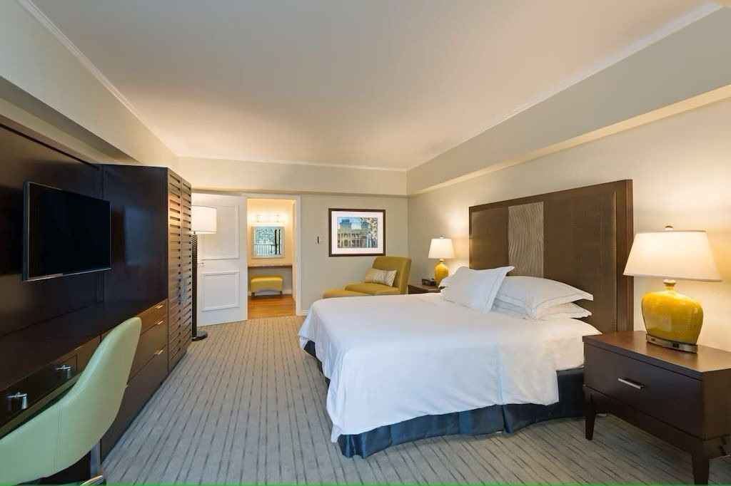 Photo of Bedroom in Waikiki