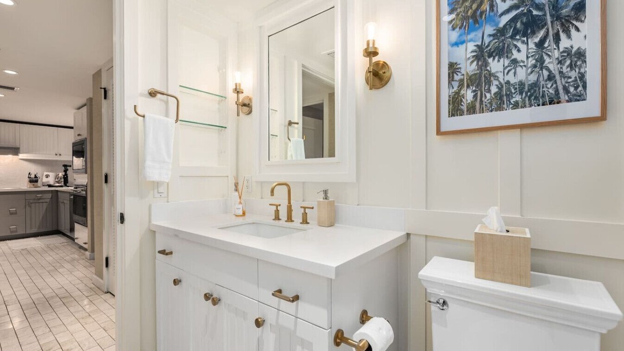Photo of Bathroom in Kahuku