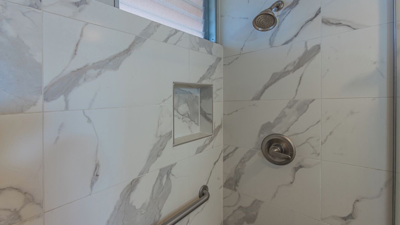 Photo of Bathroom in Kahana