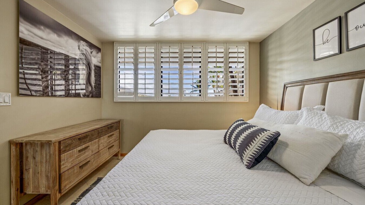 Photo of Bedroom in Maalaea