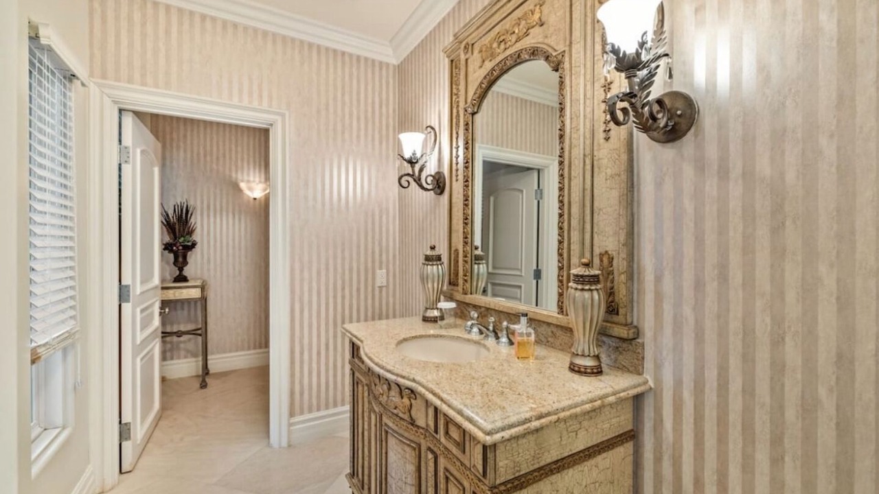 Photo of Bathroom in Kahala