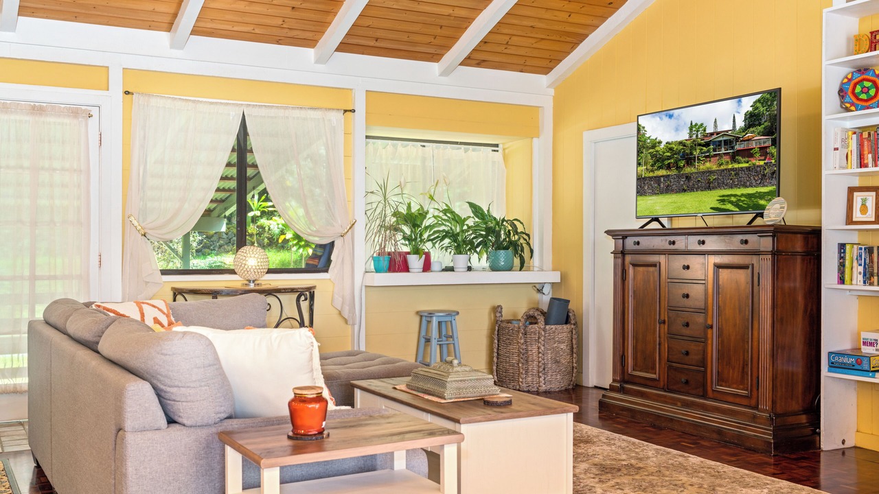 Photo of Livingroom in Holualoa