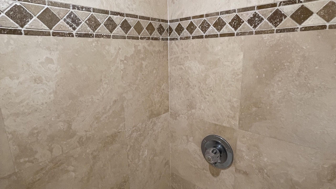 Photo of Bathroom in Downtown Honolulu