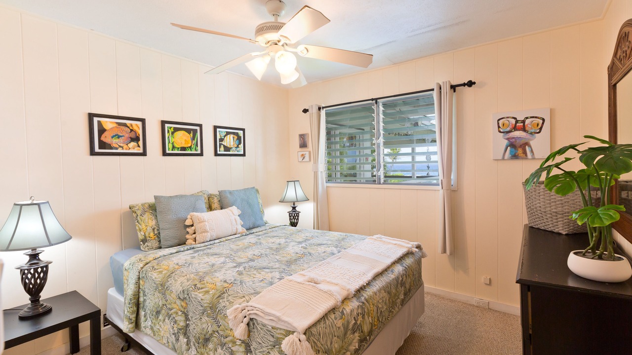 Photo of Bedroom in Kahaluu Bay