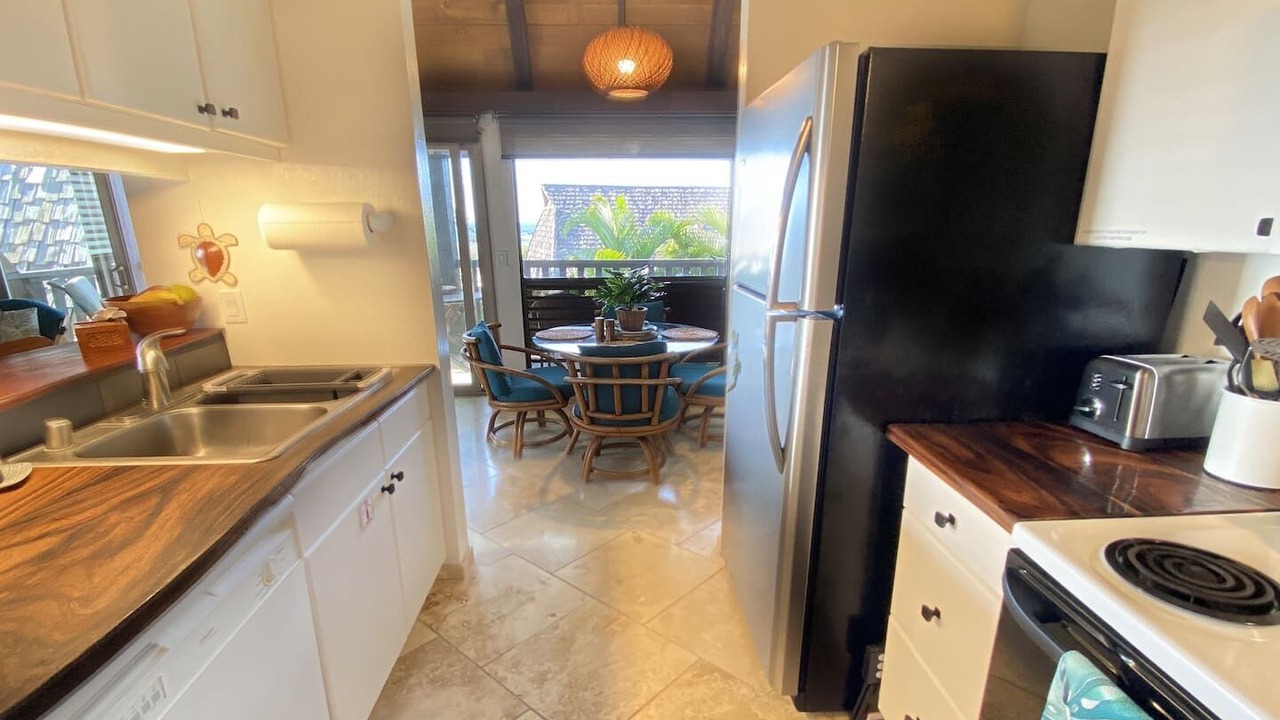 Photo of Kitchen in Punaluu