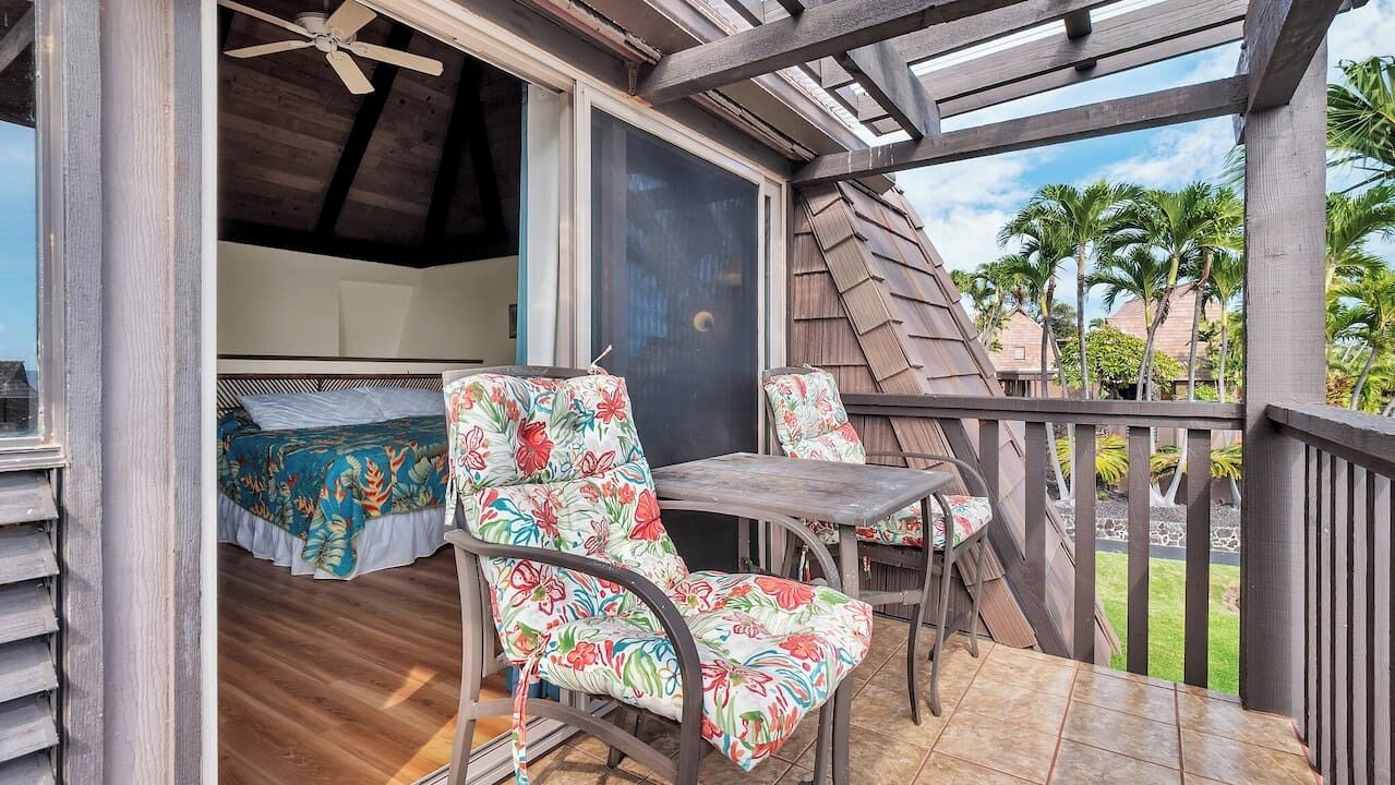 Photo of Patio Balcony in Punaluu