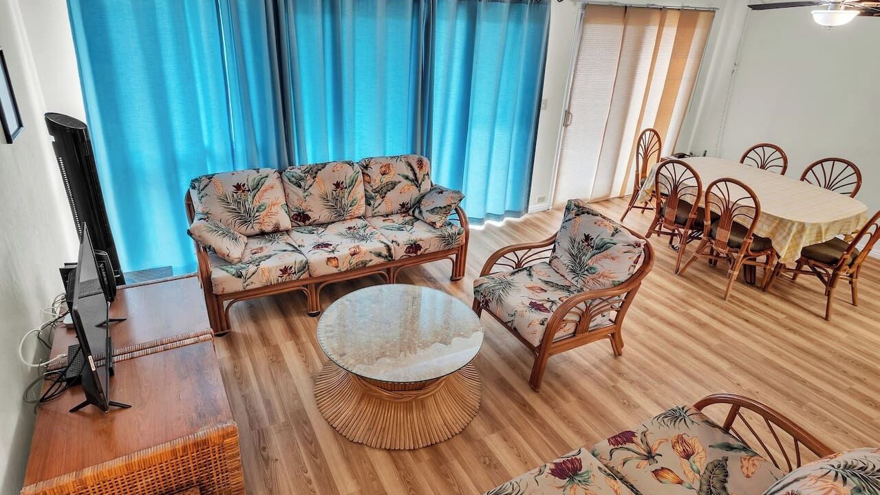 Photo of Livingroom in Punaluu