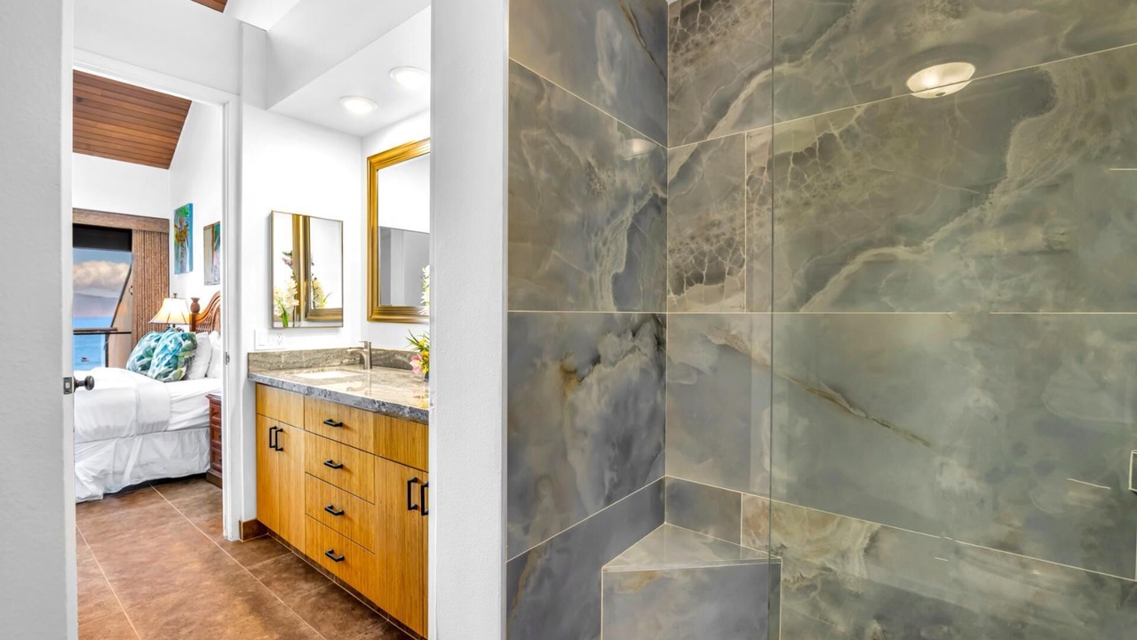 Photo of Bathroom in Kahana