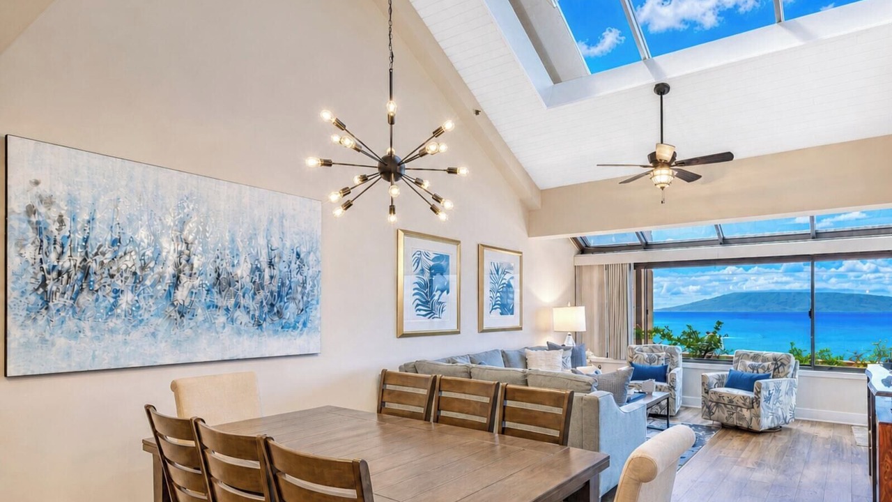 Photo of Livingroom in Kahana